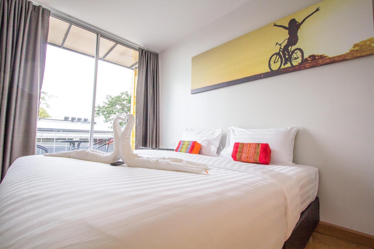 Ducati Bike Box Hotel Buriram Exterior photo