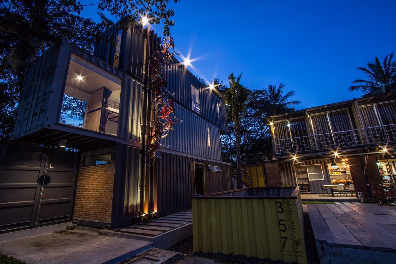 Ducati Bike Box Hotel Buriram Exterior photo